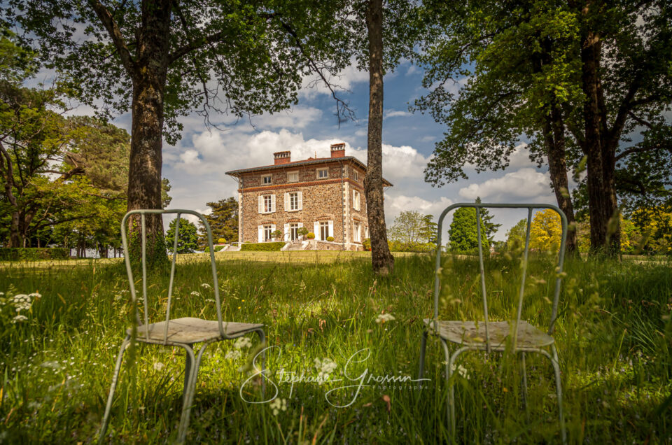 Reportage photo sur le Château l'Auneau à Saint-Hilaire-le-Vouhis en Vendée, Jardin remarquable, Villa-Castel du XIXe.
